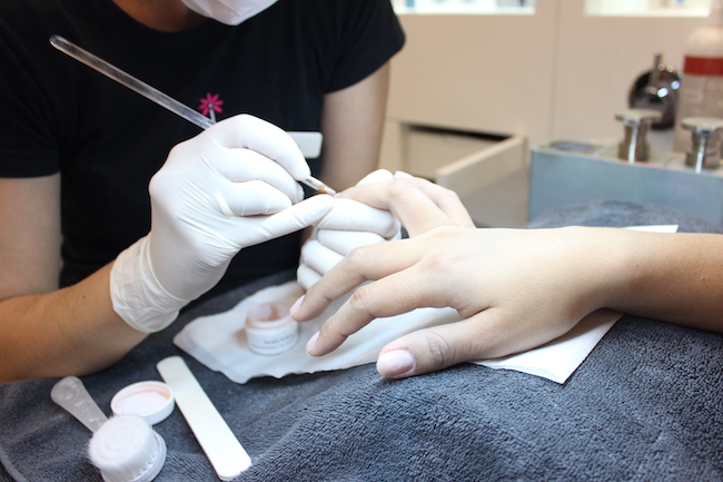 curso uñas de gel Madrid nenha