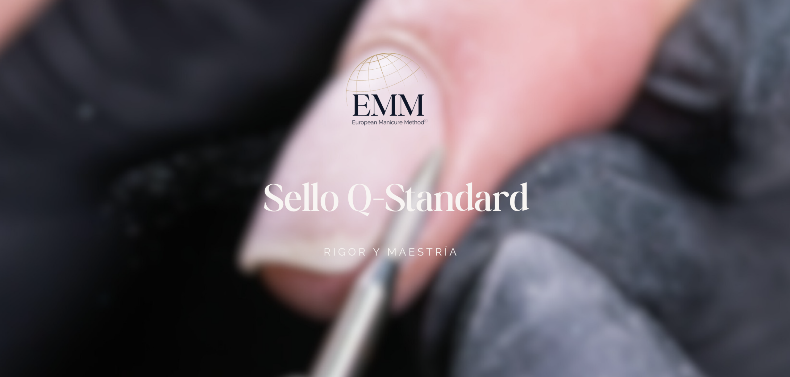 Certificación en Manicura Rusa: Por qué un curso de 2 días no te hará profesional y cómo el Método Q-Standard cambiará tu negocio